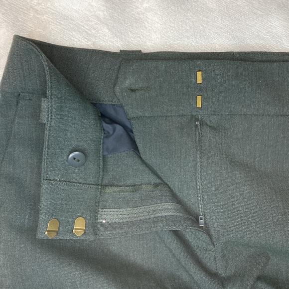 Ann Taylor LOFT Stretch Slim Fit Flat Front Dress Pants - Picture 3 of 3